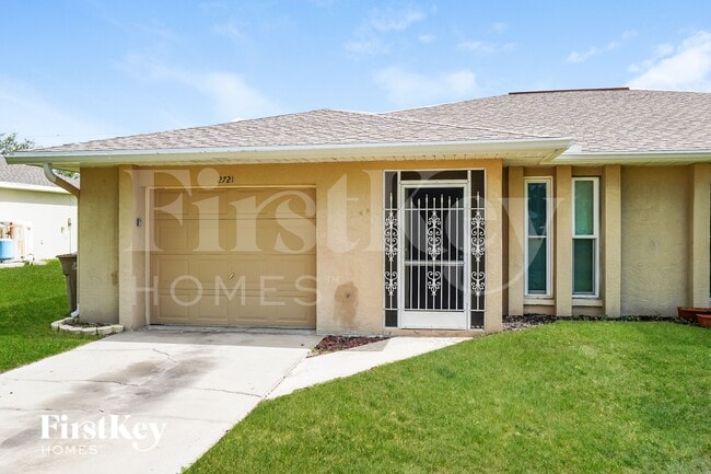 Building Photo - 2721 NW 7th Terrace