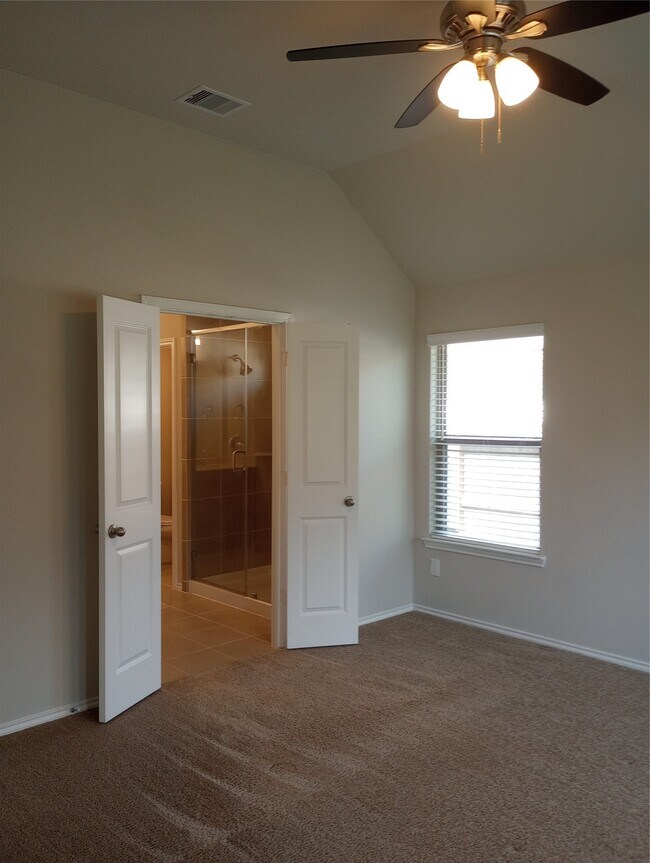 Building Photo - 31053 Regal Elm Ln