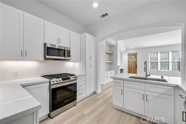 Building Photo - 6 Celano Ct