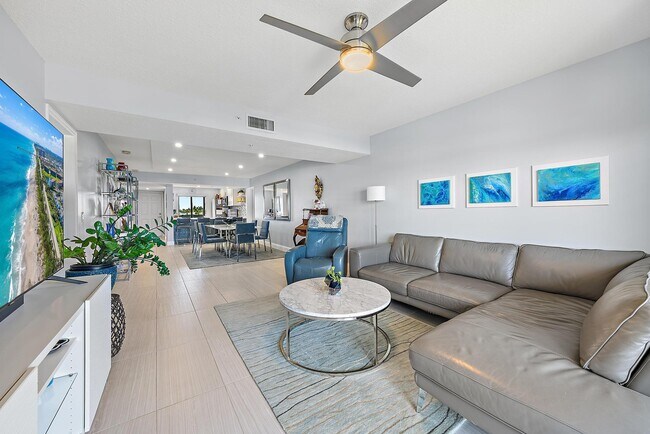 Building Photo - 1101 Seafarer Cir