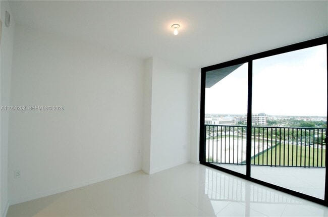 Building Photo - 5300 Paseo Blvd