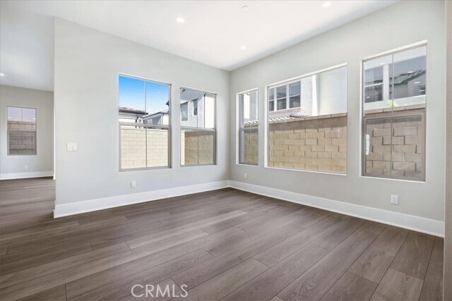 Building Photo - 212 Mistwater
