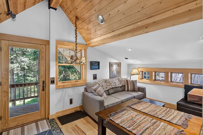Building Photo - 12573 St Moritz Ln