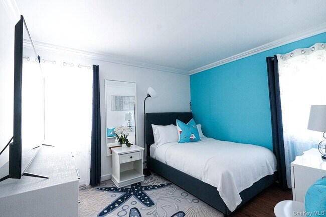 Building Photo - 45 Bellows Terrace