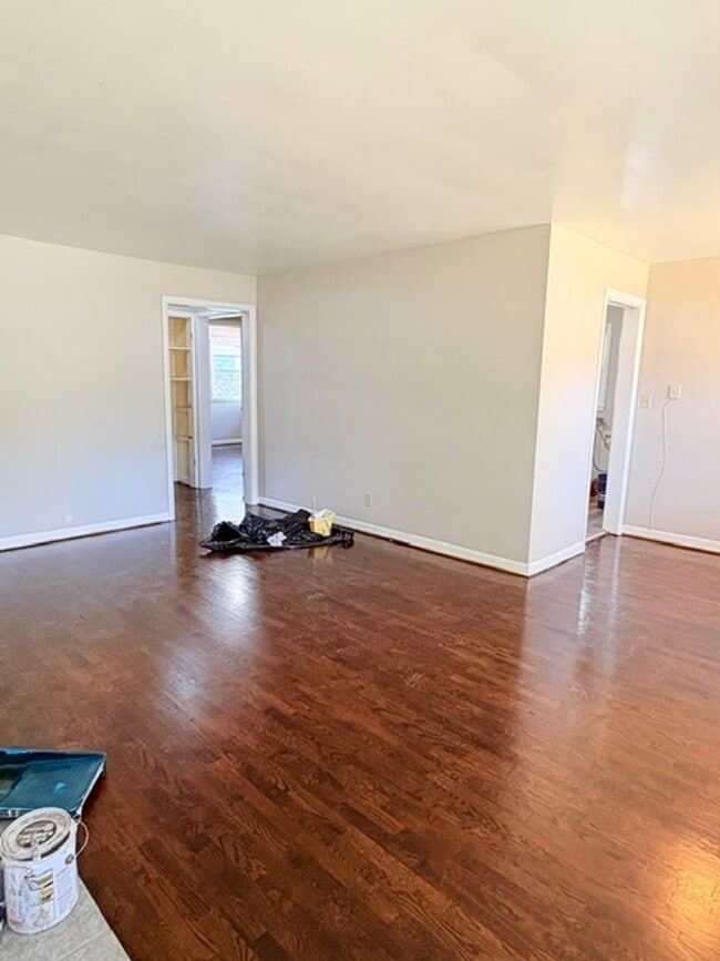 Building Photo - 521-A N. Oak Grove - 521-A N. Oak Grove, Springfield, MO.  65802
