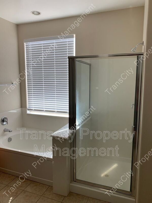 Building Photo - 4537 S Granite St