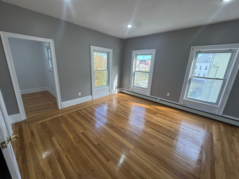 Bedroom 1 - 138 Jewett St