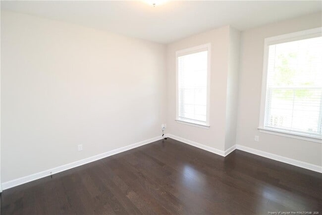 Building Photo - 240 Mystwood Hollow Cir
