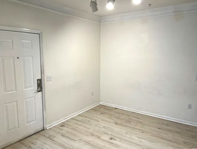 Building Photo - 2 bed 2 bath condo - South Tampa