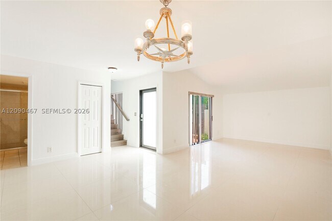 Building Photo - 6916 SW 110th Ave
