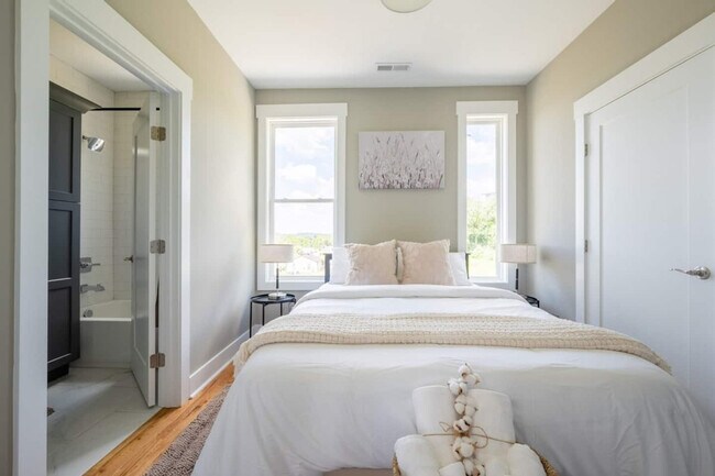 Building Photo - 1301 Baptist World Center Dr