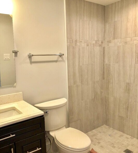 Building Photo - 95 Grant St