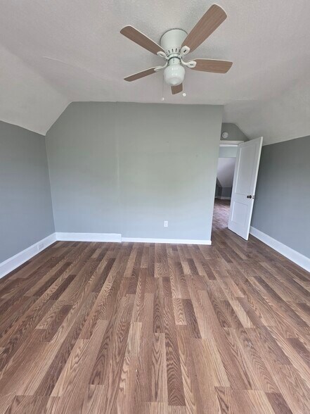 Building Photo - 67 Judson Ave