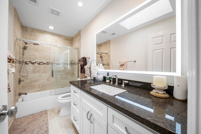 Building Photo - 43512 Via Magellan Dr