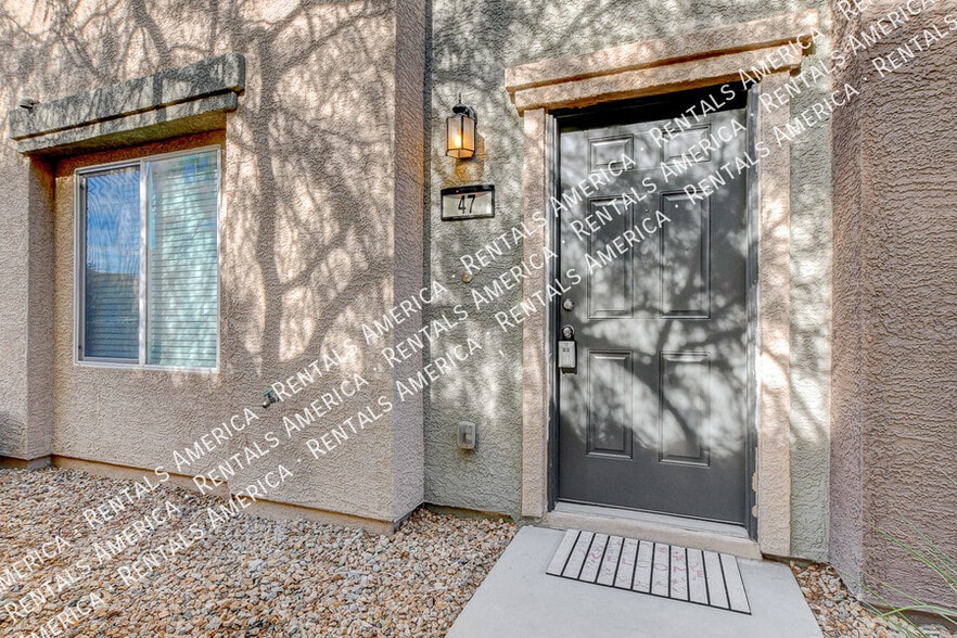 Building Photo - 4650 Ranch House Rd