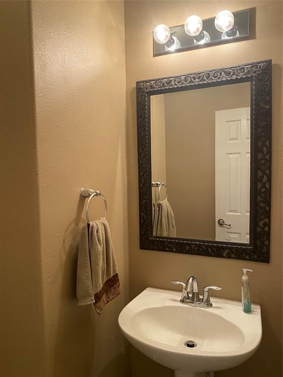 Building Photo - 13826 Clear Trail Ln