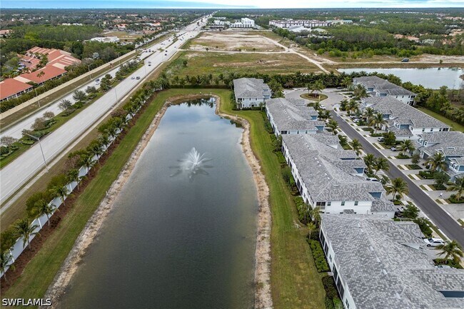 Building Photo - 2555 Seychelles Dr