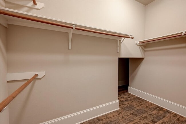 Building Photo - 26406 Planters Heath Dr