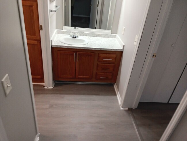 Building Photo - For Rent - Four-Bedroom Two-Bathroom Home Available NOW!