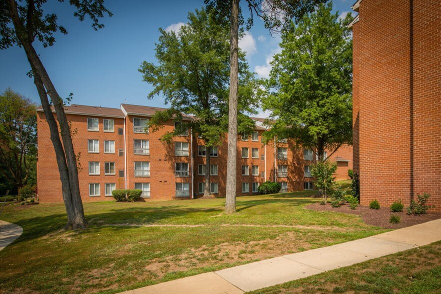 Building Photo - Wakefield Terrace