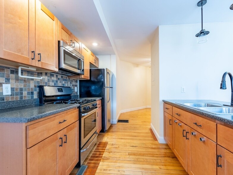 Building Photo - 40 Blodgett St