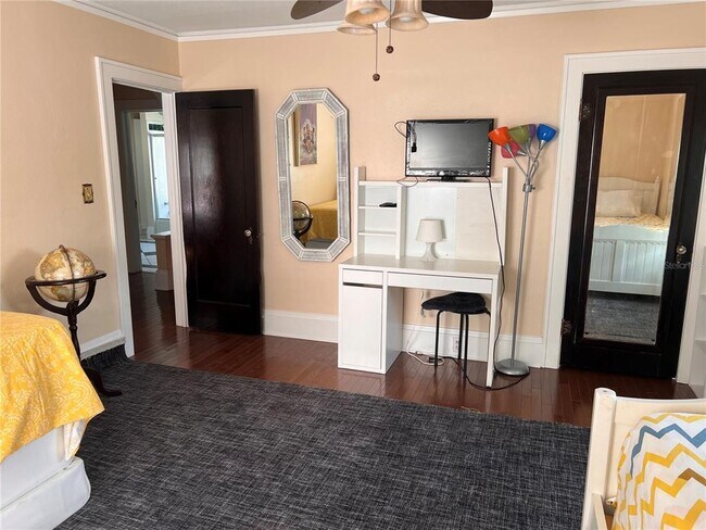 Building Photo - 21 N Thornton Ave