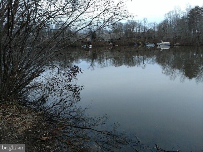 Building Photo - 15205 Streamside Ct