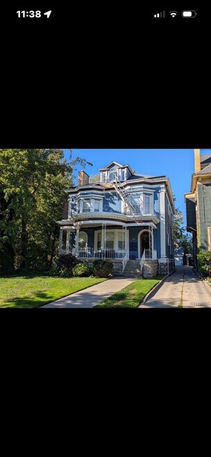 Building Photo - 374 Elmwood Ave