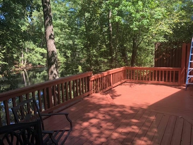 Building Photo - 420 Nursery Rd