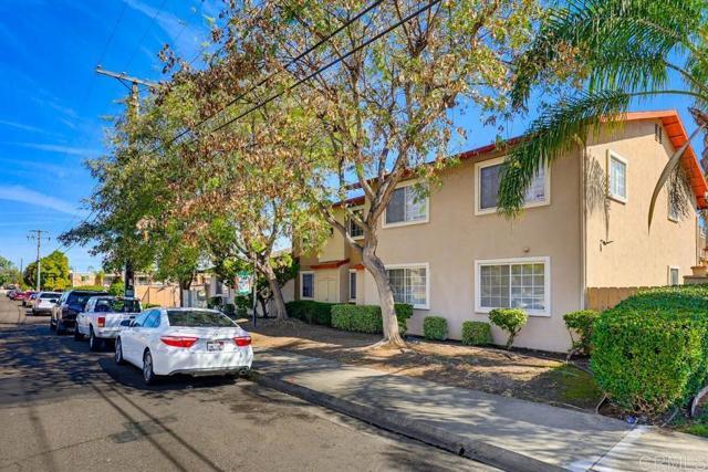 Building Photo - 1025 Estes St