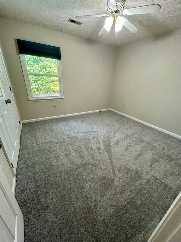 Building Photo - 2132 Brandywine Dr