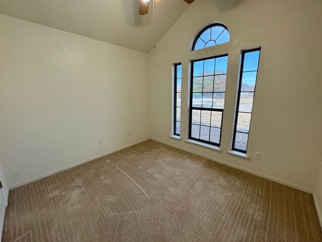 Building Photo - 2008 Lava Ln