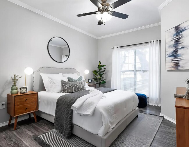 Building Photo - 3229 Duval Rd-2225