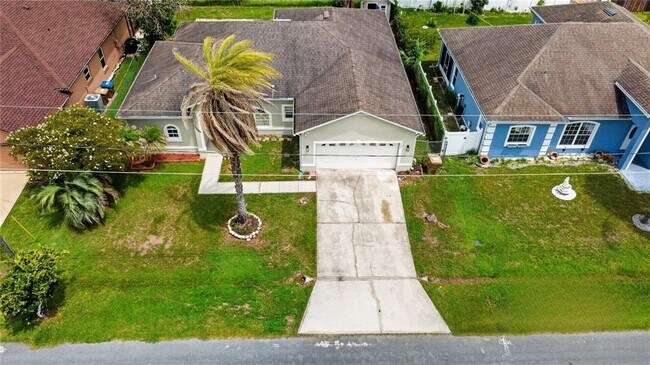 Building Photo - 121 Aurelia Ct