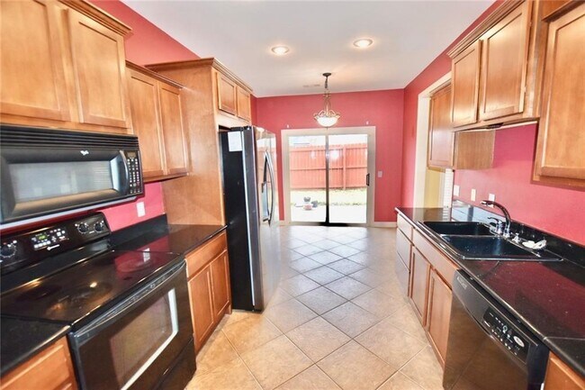 Building Photo - 1101 Shiraz Dr
