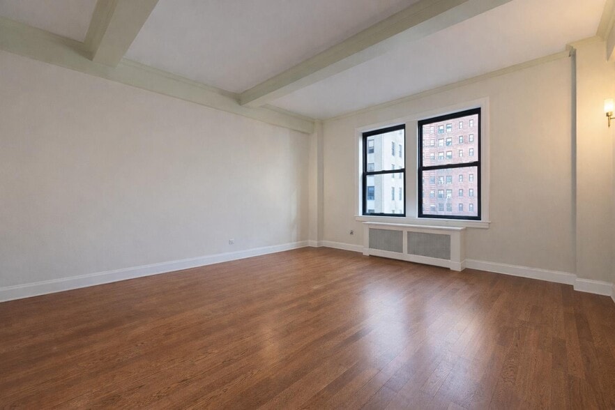 Building Photo - 308 W 104th St