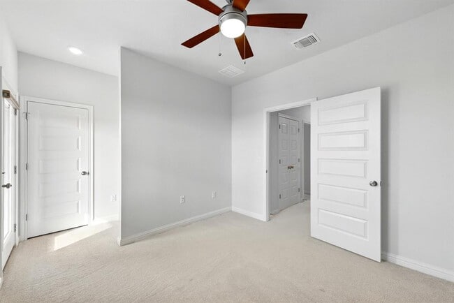 Building Photo - 7503 Lauper Dr