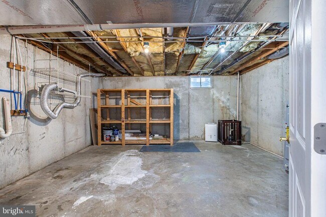 Building Photo - 613 Candlestick Ln