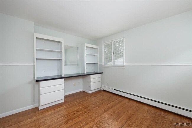 Building Photo - 39 Halwill Dr