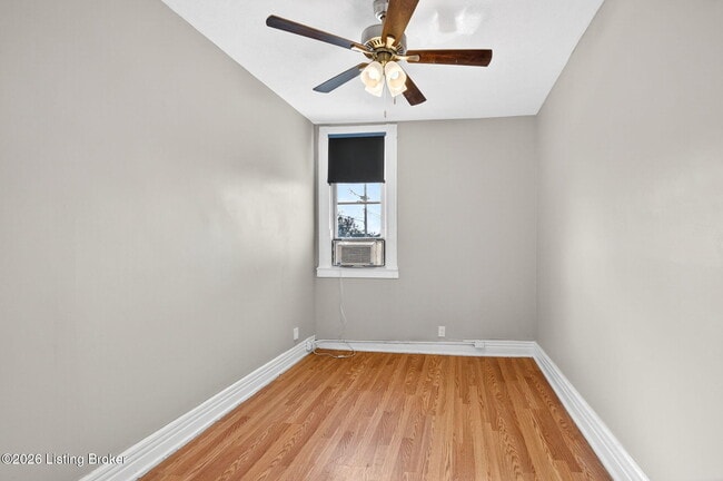 Building Photo - 1039 Mulberry St