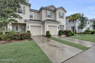 Building Photo - 13096 Bachara Wy