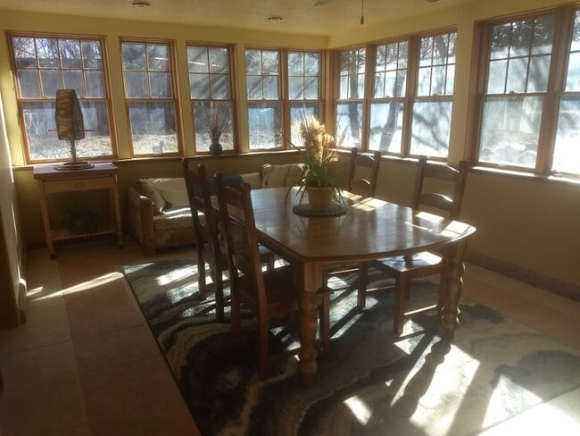 Building Photo - 1171 Country Ridge Dr