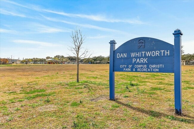 Building Photo - 722 Brock Dr