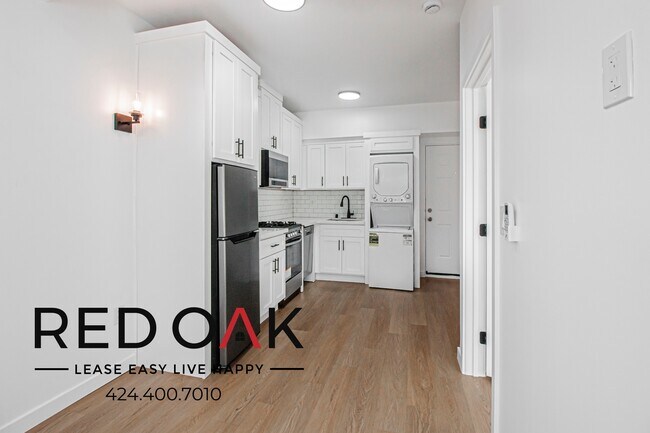 Building Photo - 4771 Marathon St