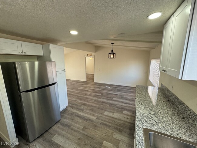 Building Photo - 2891 Lassen Ct