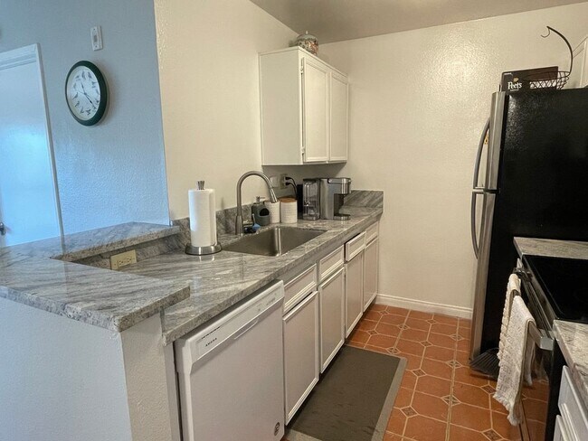 Building Photo - 6191 Rancho Mission Rd