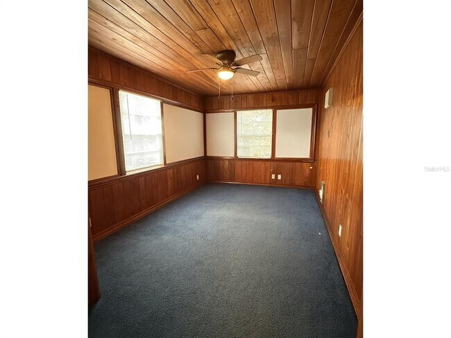 Building Photo - 13725 10th St