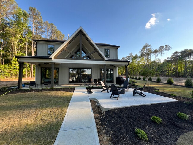 Building Photo - 161 Starboard Ln