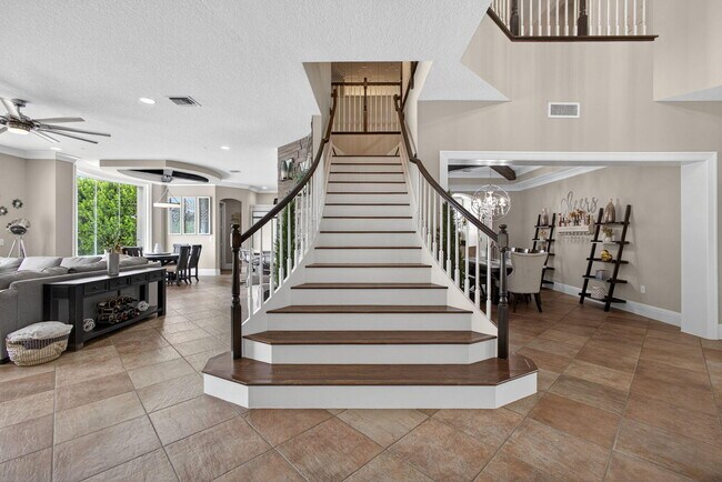 Building Photo - 9225 Delemar Ct