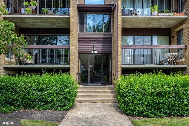 Building Photo - 551 Florida Ave